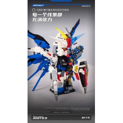 A CRUEL HIGH 24011 MÁY TẤN CÔNG bộ đồ chơi xếp lắp ráp ghép mô hình Movie & Game ASSAULT MACHINE Phim Và Trò Chơi 2562 khối