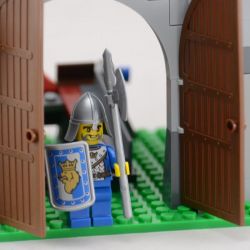 QMAN ENLIGHTEN KEEPPLEY 1021 non  TẤN CÔNG LÂU ĐÀI ĐẠI BÀNG bộ đồ chơi xếp lắp ráp ghép mô hình Medieval Castle CASTLE KNIGHTS Chiến Tranh Trung Cổ 568 khối