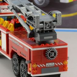 QMAN ENLIGHTEN KEEPPLEY 908 non  XE THANG CỨU HỎA LỚN VÀ CHIẾU ĐÈN bộ đồ chơi xếp lắp ráp ghép mô hình City FIRE RESCUE SCALING LADDER ENGINES Thành Phố 605 khối