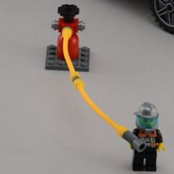 QMAN ENLIGHTEN KEEPPLEY 908 non  XE THANG CỨU HỎA LỚN VÀ CHIẾU ĐÈN bộ đồ chơi xếp lắp ráp ghép mô hình City FIRE RESCUE SCALING LADDER ENGINES Thành Phố 605 khối